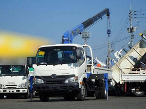 HINO Dutro Truck (With 4 Steps Of Cranes) TKG-XZU650M 2015 37,000km_1