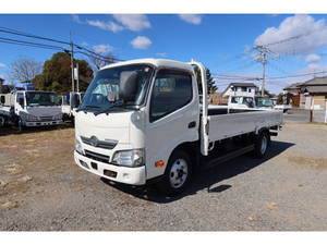 HINO Dutro Flat Body TKG-XZU655M 2017 70,176km_1