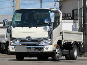 HINO Dutro Flat Body 2RG-XZU605M 2023 19,000km_1