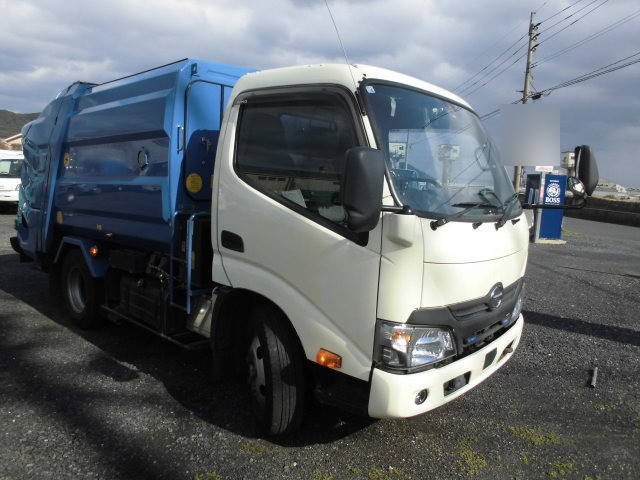 HINO Dutro Garbage Truck TKG-XZU600X 2018 111,263km