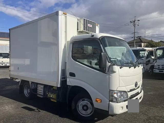 TOYOTA Toyoace Refrigerator & Freezer Truck 2RG-XZU605 2019 34,974km