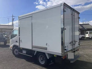 Toyoace Refrigerator & Freezer Truck_2