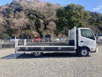 HINO Dutro Flat Body SKG-XZC710M 2011 64,608km_8