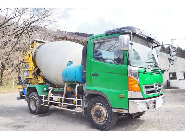 HINO Ranger Mixer Truck BDG-FJ7JDWA 2009 145,570km