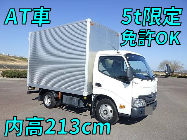 TOYOTA Dyna Aluminum Van TPG-XZU605 2018 89,604km