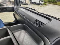 ISUZU Giga Trailer Head QKG-EXD52AD 2013 541,000km_23