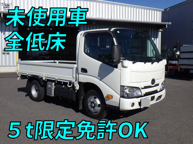 HINO Dutro Flat Body 2KG-XZC605M 2024 1,212km