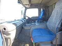 ISUZU Giga Trailer Head QDG-EXZ52AJ 2013 476,500km_20
