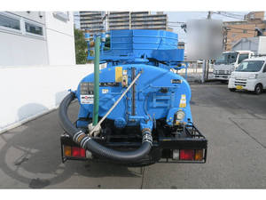Elf Vacuum Truck_2