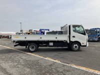 HINO Dutro Flat Body 2PG-XZU712M 2022 24,000km_7