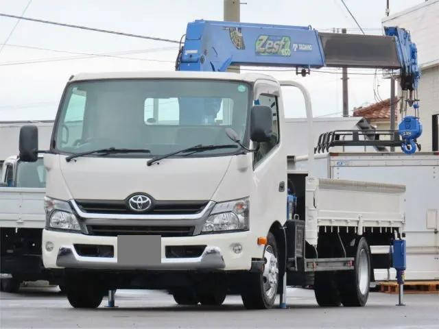 TOYOTA Dyna Truck (With 6 Steps Of Cranes) TDG-XZU720 2017 158,794km_1