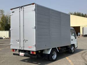 Elf Aluminum Van_2