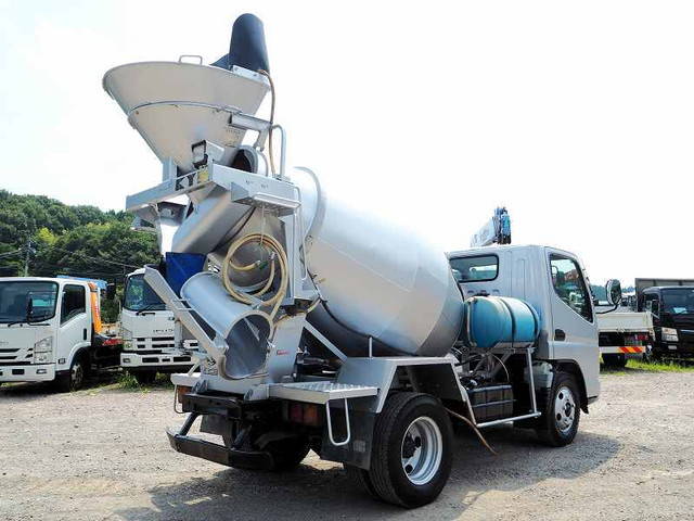 Canter Mixer Truck_2