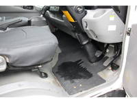 TOYOTA Dyna Double Cab TKG-XZU710 2013 193,874km_30