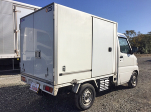 Others Refrigerator & Freezer Truck_2