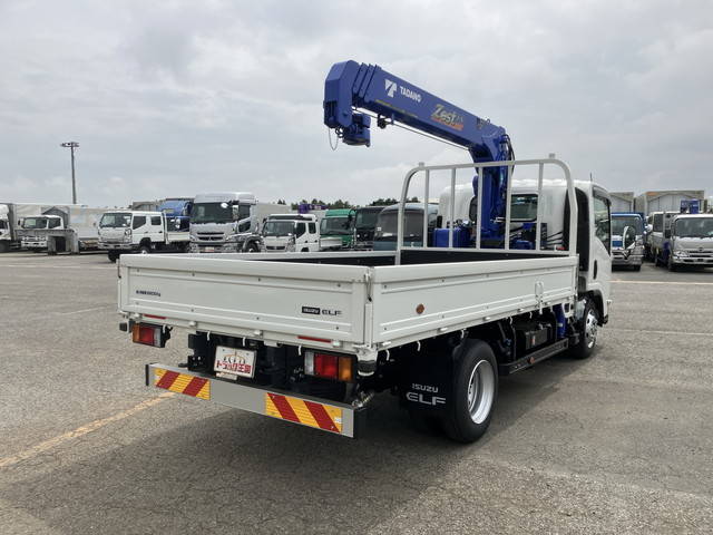 Elf Truck (With 4 Steps Of Cranes)_2