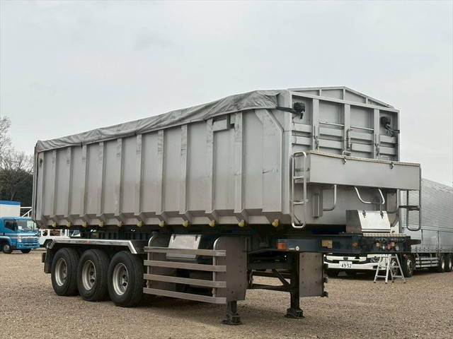 Others Others Deep Dump Trailer KDA313G 2013 _1