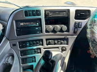 UD TRUCKS Quon Aluminum Block QKG-CG5ZA 2015 1,237,123km_15