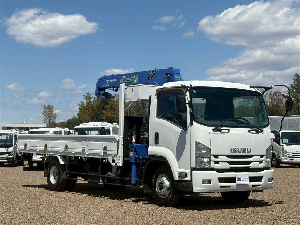 ISUZU Forward Truck (With 4 Steps Of Cranes) TKG-FRR90S1 2017 304,000km