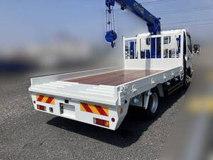 Dutro Self Loader (With 3 Steps Of Cranes)_2