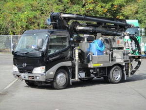 Dutro Concrete Pumping Truck_1