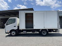 TOYOTA Dyna Aluminum Van TKG-XZU712 2017 108,000km_6