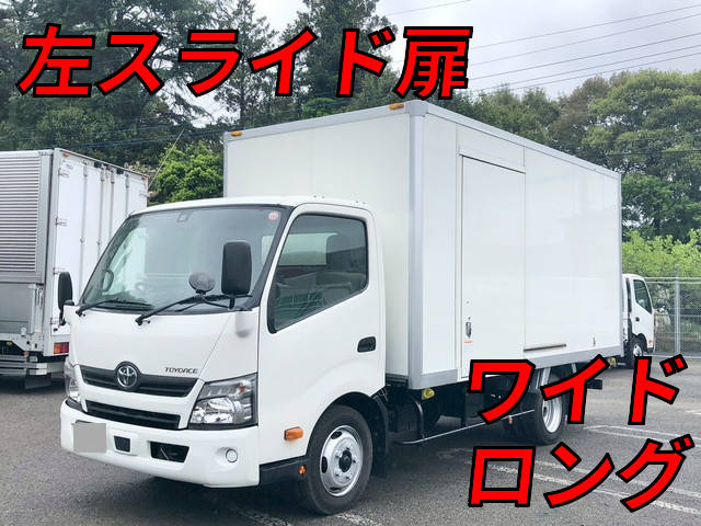 TOYOTA Toyoace Panel Van TKG-XZU710 2019 52,305km