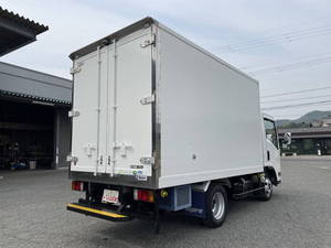 Elf Refrigerator & Freezer Truck_2