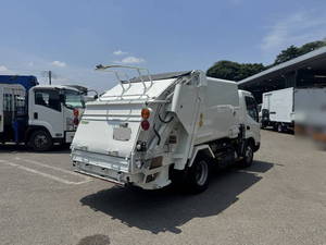 Dutro Garbage Truck_2