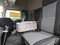 HINO Profia Trailer Head QDG-SS1EKDA 2015 301,940km_20
