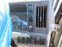 ISUZU Elf Double Cab TRG-NHR85A 2017 146,552km_20