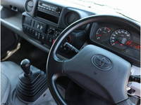 TOYOTA Others Double Cab TKG-XZU695 2016 41,216km_13