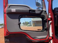 ISUZU Giga Self Loader LKG-CYJ77A 2011 377,850km_28