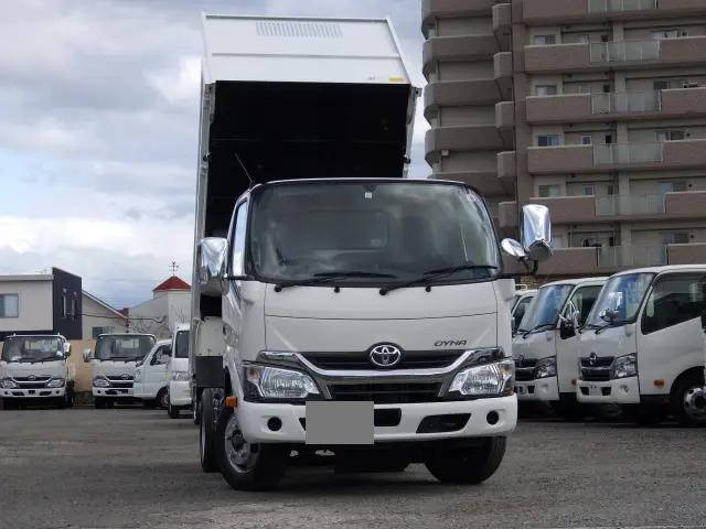 TOYOTA Dyna Dump TKG-XZC610D 2016 51,068km