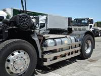 UD TRUCKS Quon Trailer Head QKG-GK5XAB 2014 1,091,000km_6