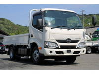 HINO Dutro Flat Body TPG-XZU645M 2017 118,000km_1