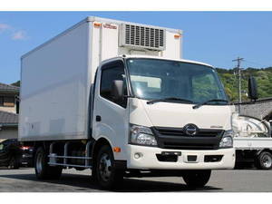Dutro Refrigerator & Freezer Truck_1