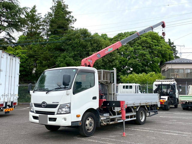 HINO Dutro Truck (With 4 Steps Of Cranes) SKG-XZU710M 2011 522,353km