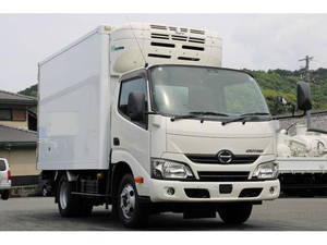 Dutro Refrigerator & Freezer Truck_1