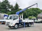 Dutro Truck (With 4 Steps Of Cranes)