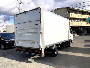 Dutro Panel Van_2