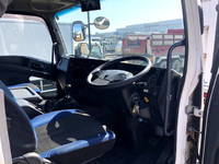 ISUZU Giga Aluminum Wing QKG-CYL77B 2018 1,182,580km_35