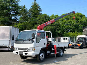 Elf Truck (With 4 Steps Of Cranes)_1