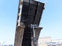 UD TRUCKS Quon Deep Dump QKG-CW5YL 2015 447,000km_31