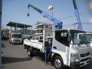 Canter Truck (With 3 Steps Of Cranes)_1