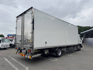Forward Refrigerator & Freezer Truck_2