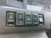 ISUZU Elf Panel Van 2RG-NJR88AN 2020 93,974km_28