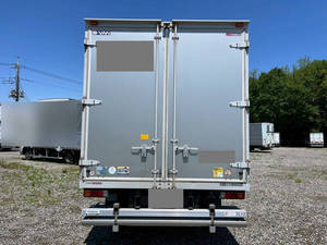 Canter Aluminum Van_2