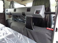 MITSUBISHI FUSO Canter Double Cab 2RG-FEB50 2024 287km_19
