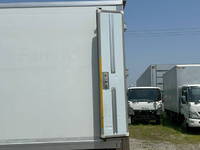 ISUZU Elf Refrigerator & Freezer Truck TPG-NPR85AN 2016 212,030km_6